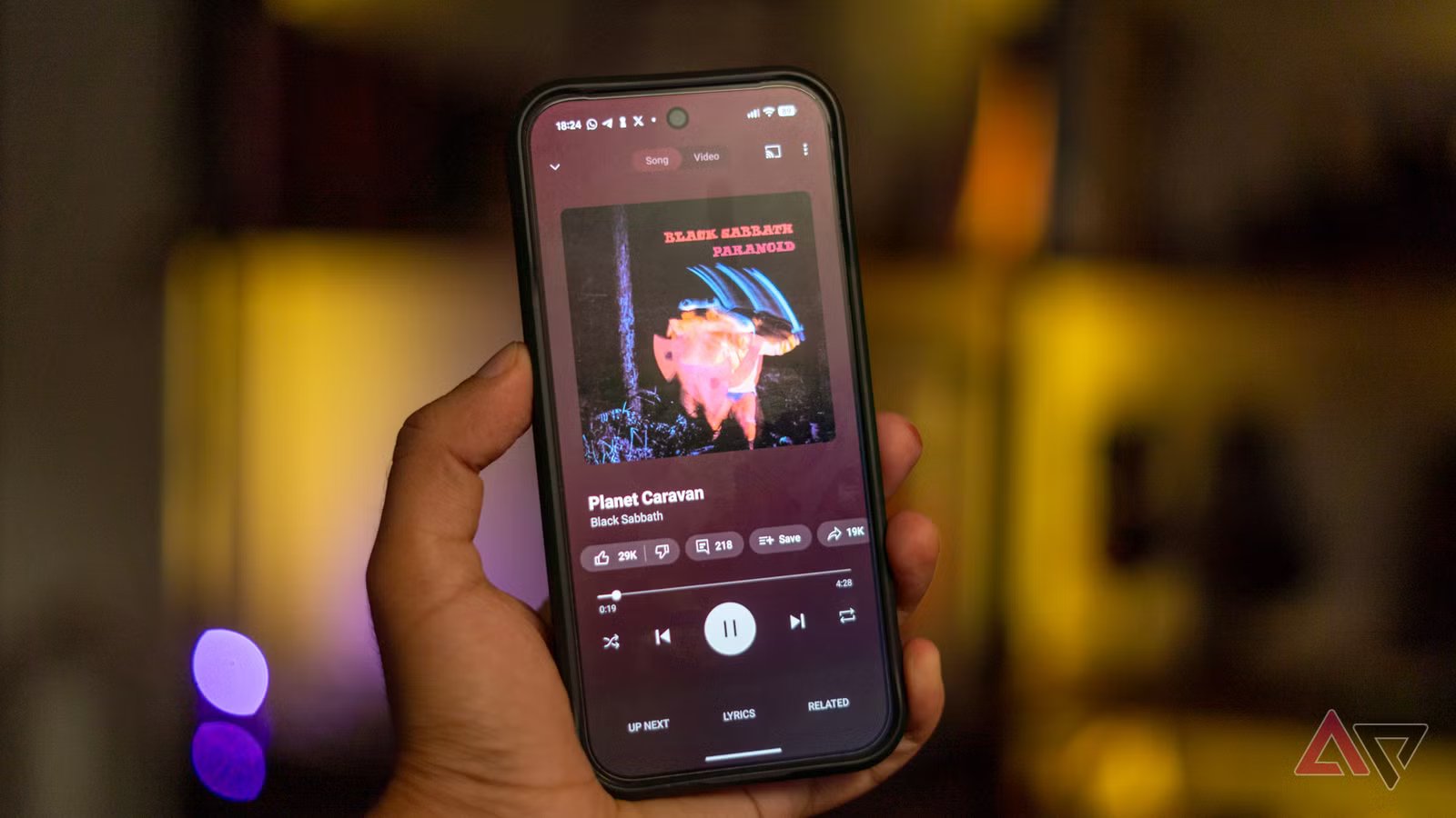 أصبحت إعادة تصميم ميزة التشغيل الآن التي طال انتظارها على YouTube Music على وشك الانتهاء أصبحت إعادة تصميم ميزة التشغيل الآن التي طال انتظارها على YouTube Music على وشك الانتهاء