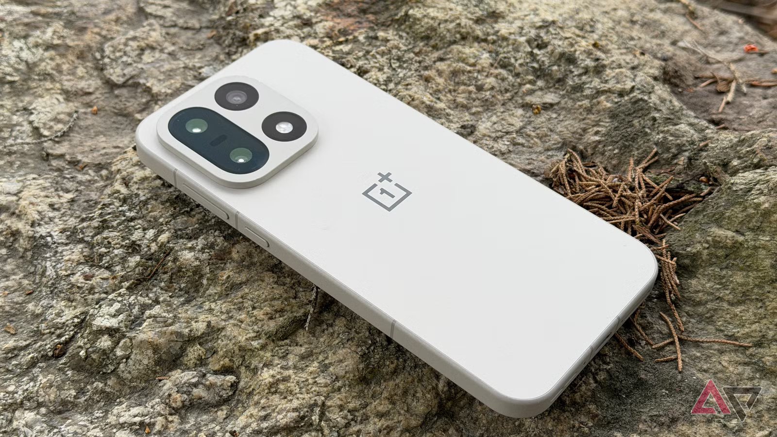 أكد OnePlus أنه على وشك إطلاق وحش الألعاب أكد OnePlus أنه على وشك إطلاق وحش الألعاب