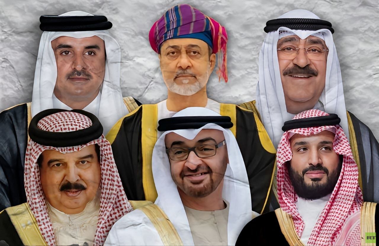 ترتيب قادة الخليج في استطلاع الشخصية القيادية الأكثر تأثيراً عام 2025 حتى الآن ترتيب قادة الخليج في استطلاع الشخصية القيادية الأكثر تأثيراً عام 2025 حتى الآن