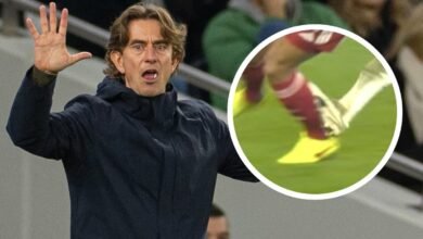 Frank Claims “Game Is Gone” After Simons Red Card on Van Dijk Frank Claims “Game Is Gone” After Simons Red Card on Van Dijk