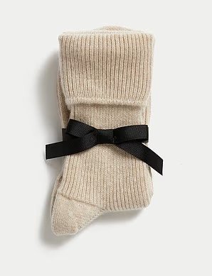 From scarves to socks The cosiest cashmere accessories under £100 that make for perfect last-minute Christmas gifts From scarves to socks The cosiest cashmere accessories under £100 that make for perfect last-minute Christmas gifts