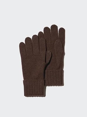 From scarves to socks The cosiest cashmere accessories under £100 that make for perfect last-minute Christmas gifts From scarves to socks The cosiest cashmere accessories under £100 that make for perfect last-minute Christmas gifts
