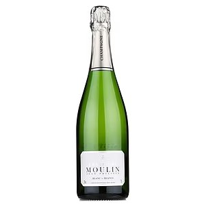 I just tried hundreds of sparkling wines - these are the 10 bottles Id recommend to buy for Christmas, from just £8 I just tried hundreds of sparkling wines - these are the 10 bottles Id recommend to buy for Christmas, from just £8