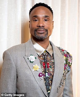 How to wear a brooch without looking like your granny! As the traditional accessory makes a comeback, experts reveal tricks to make it fabulous not frumpy How to wear a brooch without looking like your granny! As the traditional accessory makes a comeback, experts reveal tricks to make it fabulous not frumpy