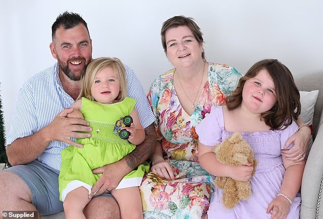 Mums heartbreaking wish for her daughters after a subtle sign led to her gut-wrenching diagnosis Mums heartbreaking wish for her daughters after a subtle sign led to her gut-wrenching diagnosis