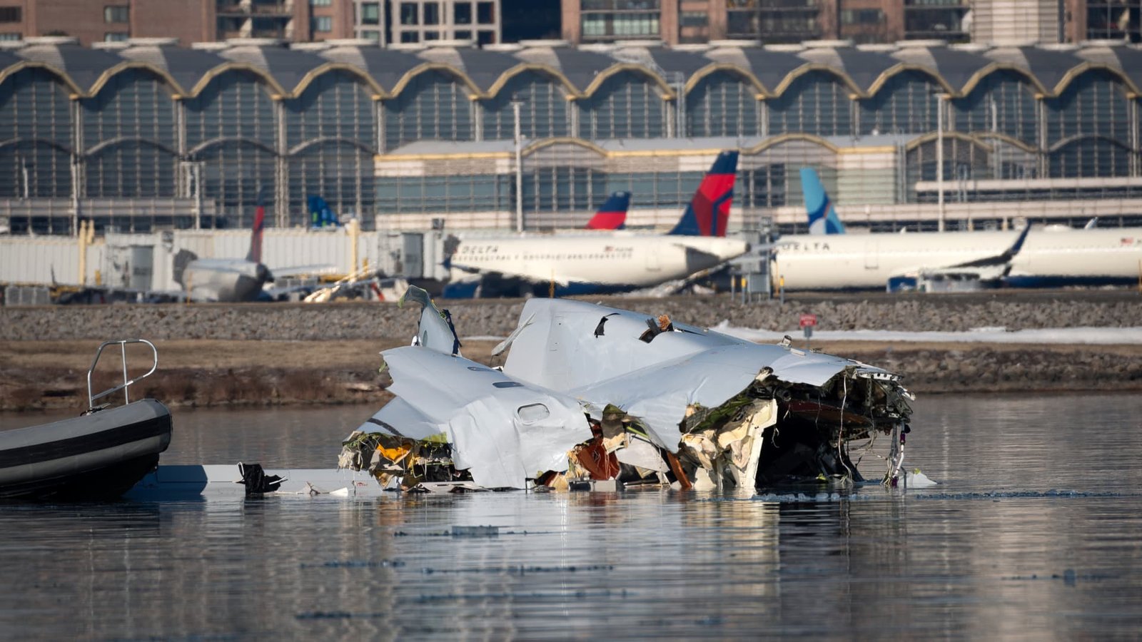 U.S. admits liability in Army helicopter collision with American Airlines jet that killed 67 people U.S. admits liability in Army helicopter collision with American Airlines jet that killed 67 people
