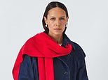Im a fashion expert and this is my ultimate Christmas gift guide for women over 50. They are anti