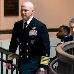 Navy commander briefs Congress on boat strike that targeted survivors 5 takeaways