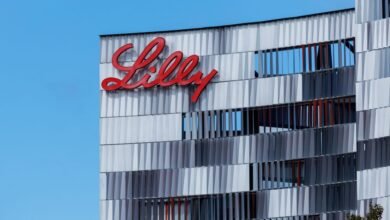 Eli Lillys weight loss drug retatrutide clears first late