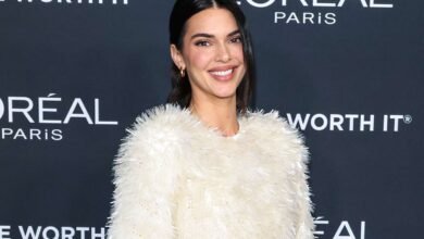 Kendall Jenner on the ‘Cozy Vibes’ Her Family Has Planned for Christmas Eve (Exclusive)