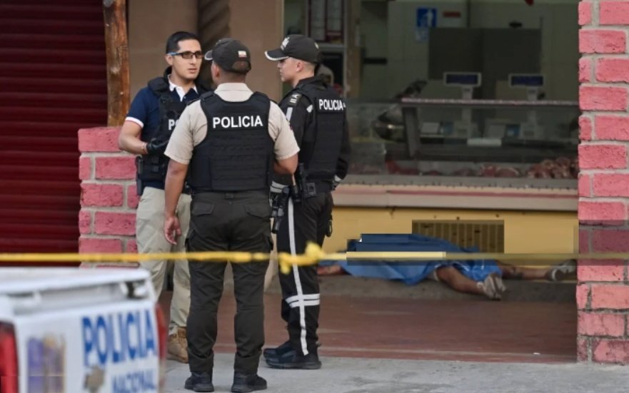 A former Ecuadorian national team player was killed after an armed attack A former Ecuadorian national team player was killed after an armed attack