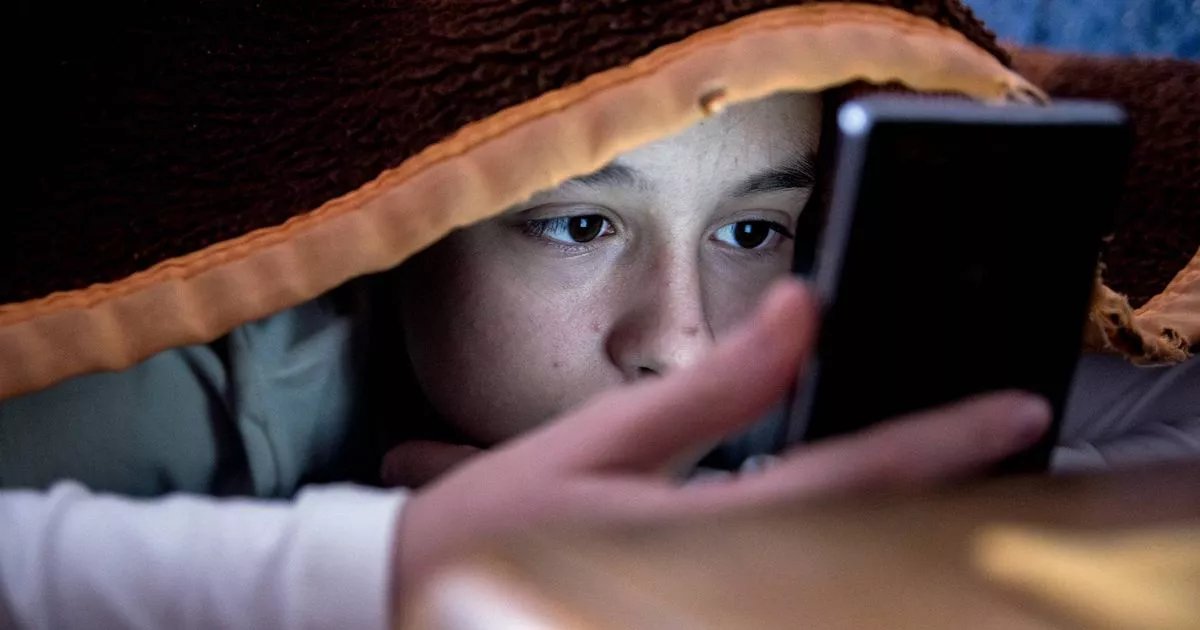 Major smartphone change and ban on sick AI apps in new plan to save lives