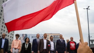 A Polish deputy insulted his colleagues and left the Sejm meeting