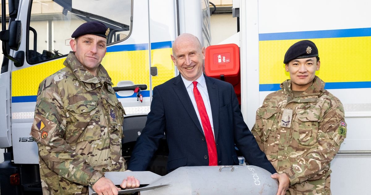 Vladimir Putin is Christmas crackers to threaten Britain, Defence Secretary says