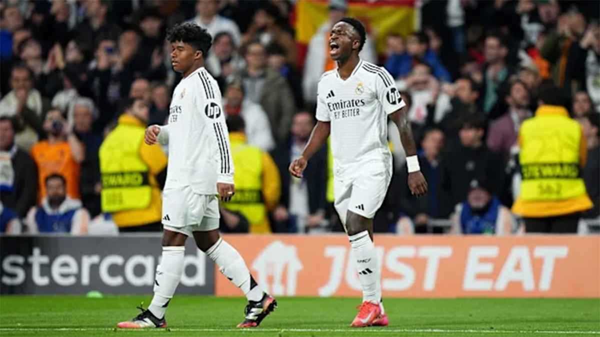 ضحكة فينيسيوس جونيور تشعل أزمة جديدة في ريال مدريد