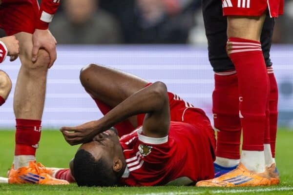 Liverpool Striker Faces MONTHS Out Liverpool Striker Faces MONTHS Out