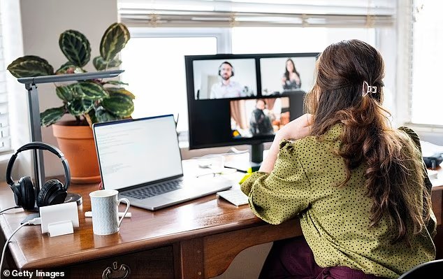 Would you rather work in office for 0k or make 0k for a fully remote job? Furious debate erupts online