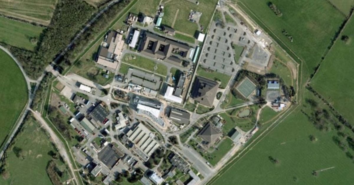 UKs James Bond-style spy tech base issues call to Christmas pantomime designers