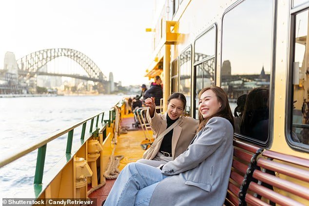Ive been living in Australia for years and theres one strange thing Ive noticed almost everyone does here