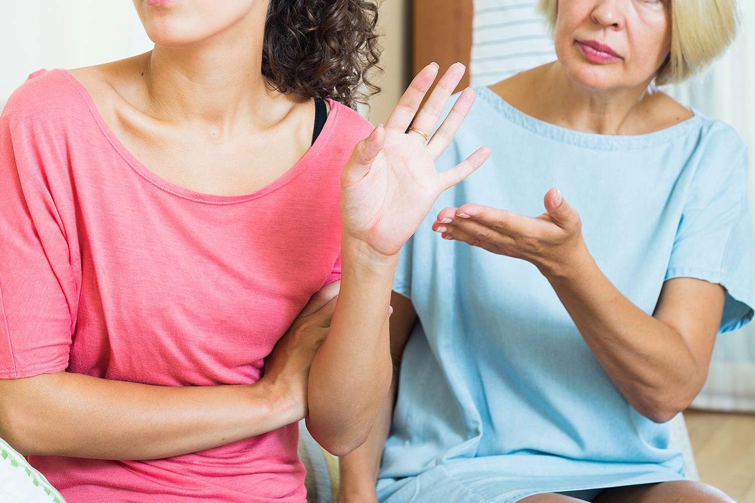 Woman Refuses to Invite Mother-in-Law to Her First Son’s Christmas Concert