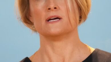 How to wear a brooch without looking like your granny! As the traditional accessory makes a comeback, experts reveal tricks to make it fabulous not frumpy