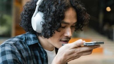 Instant Google Translate using headphones
