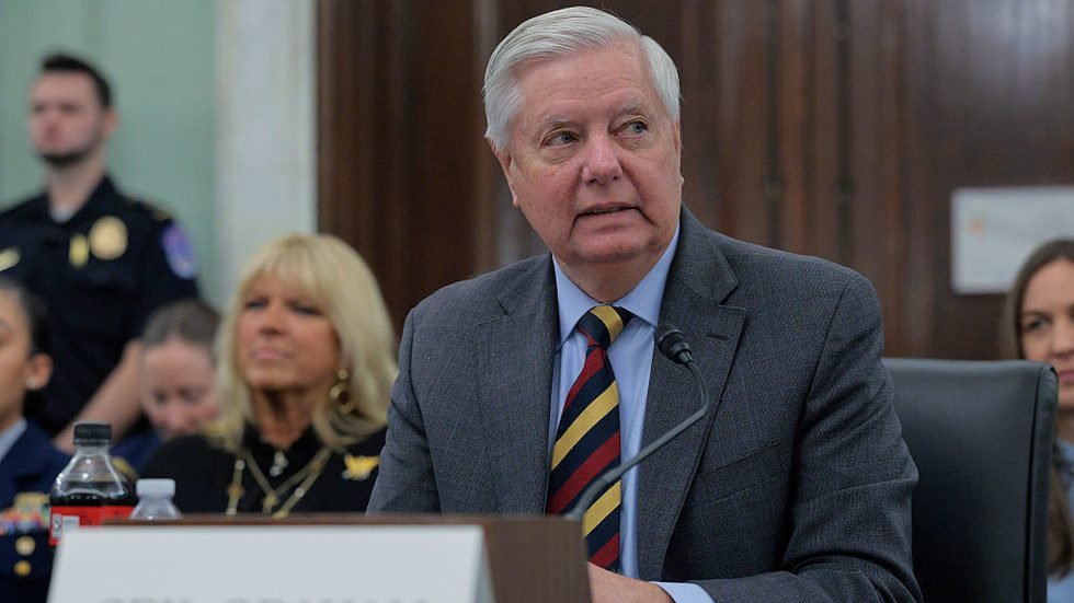 Former Ukrainian army chief’s security proposals ‘will not fly’