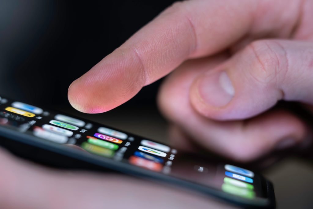 Google unveils an update that allows companies to view employees text messages!