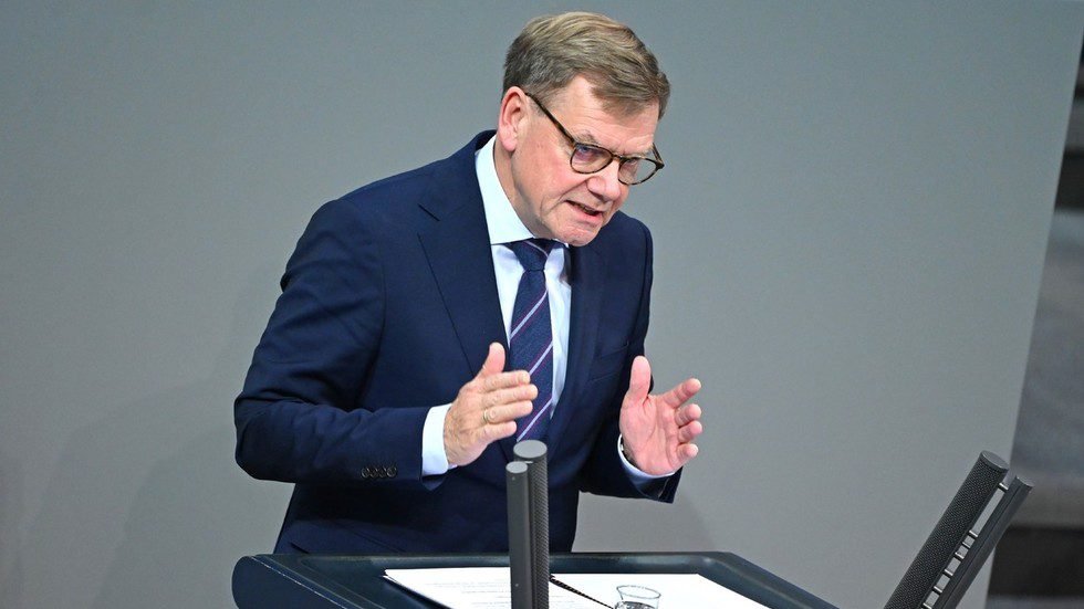 Kiev will have to make ‘painful concessions’ to achieve peace Kiev will have to make ‘painful concessions’ to achieve peace
