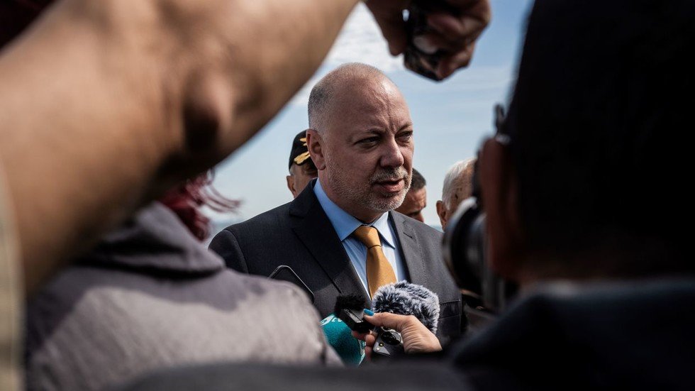EU member’s government resigns amid anti