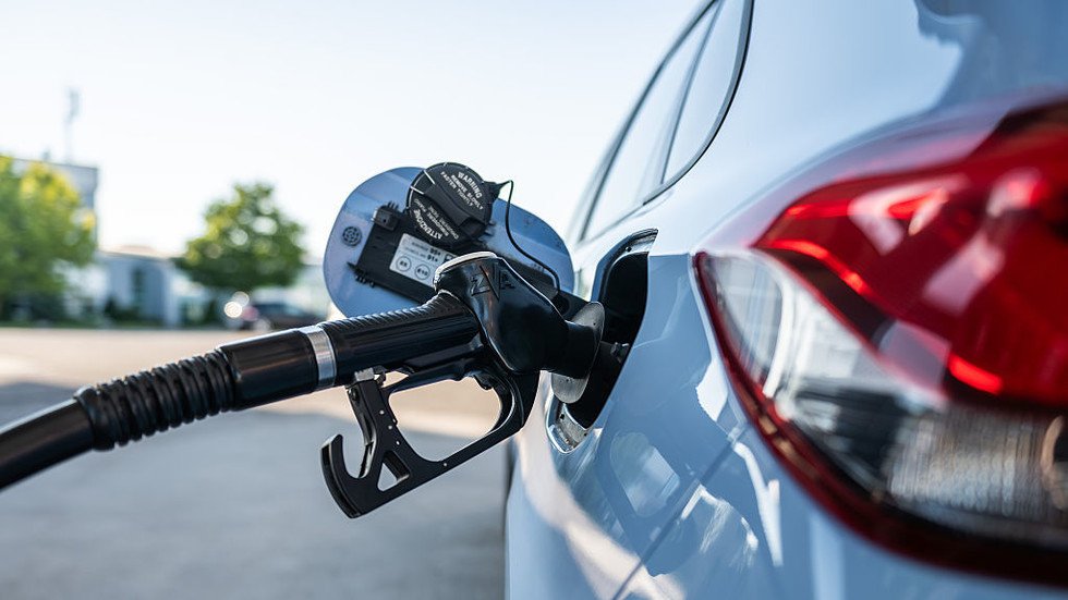 EU reverses green car policy