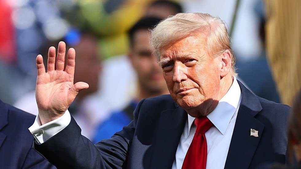 Trump purges Biden-era diplomats in global recall media World News