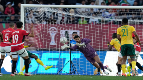 الكاف يعلن عن الفائز بجائزة أفضل لاعب في مباراة مصر وجنوب إفريقيا