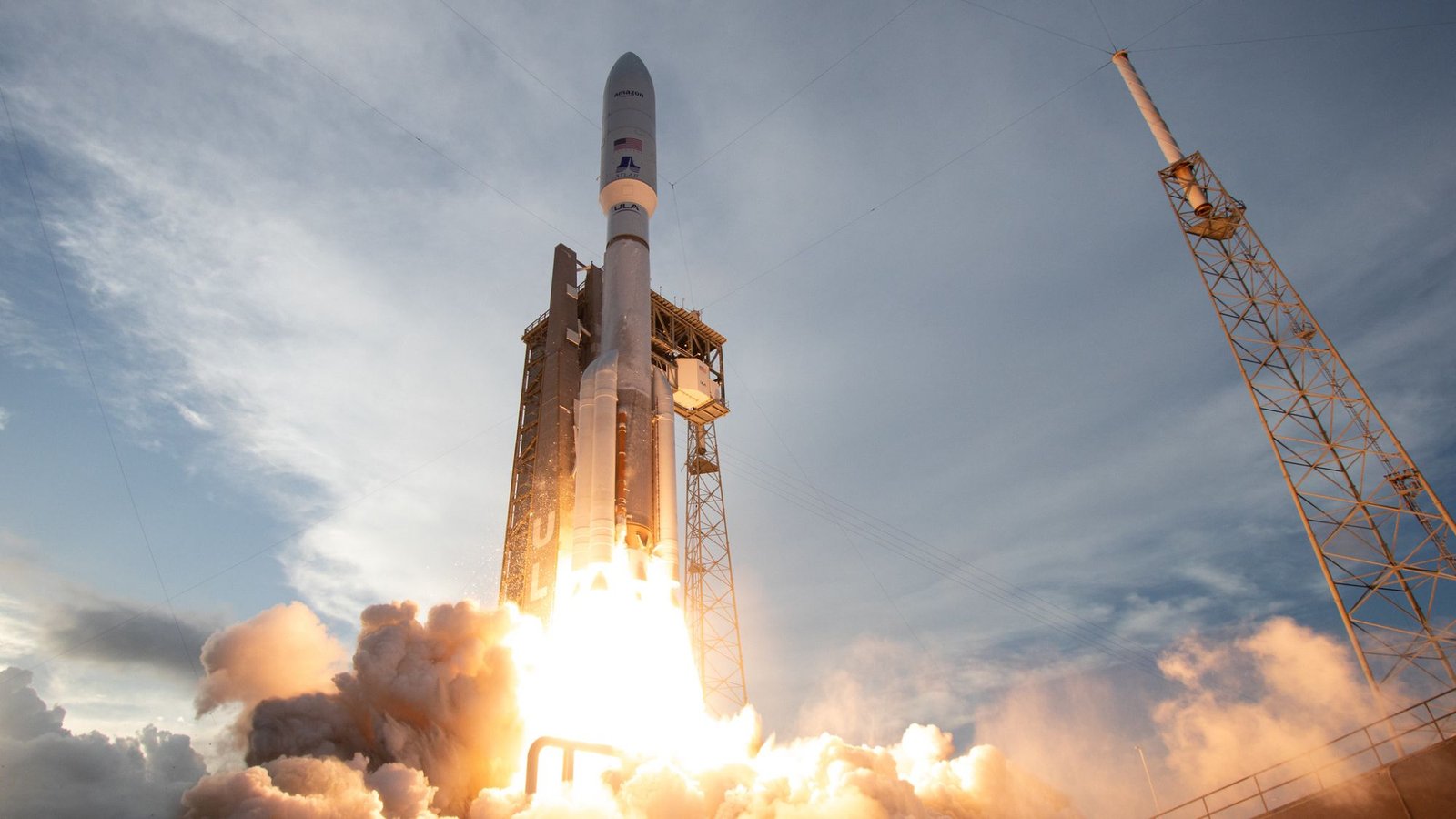 Watch Atlas V rocket launch 27 of Amazons internet satellites to orbit early Dec. 15