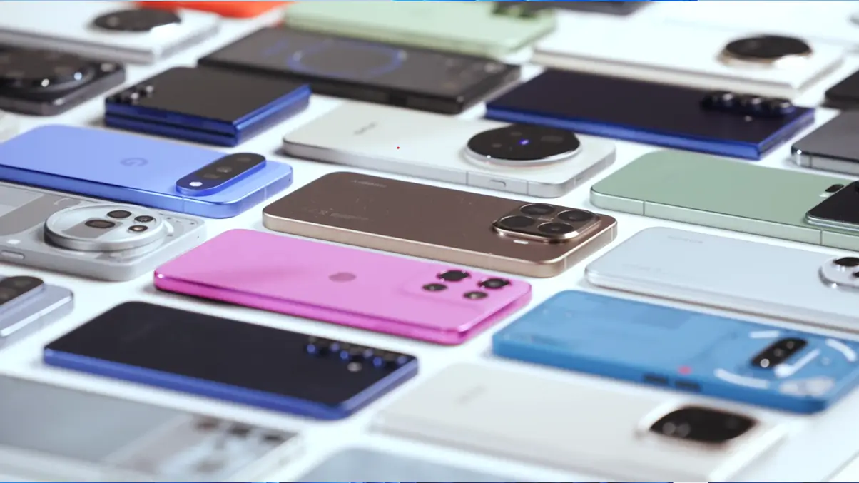 Marquez chooses the best large and small phone in 2025…and the results were unexpected