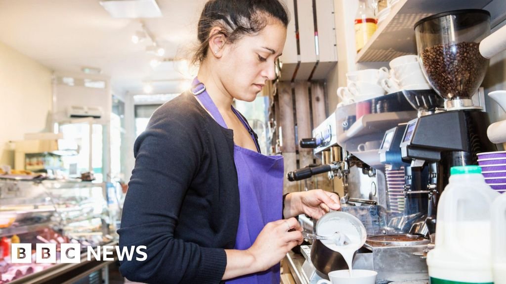 Workers rights bill standoff continues after latest Lords defeat