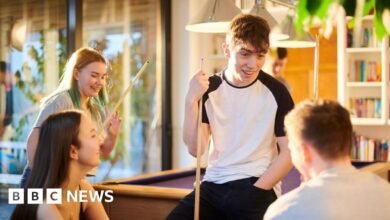 Hundreds of youth centres planned to reach isolated generation