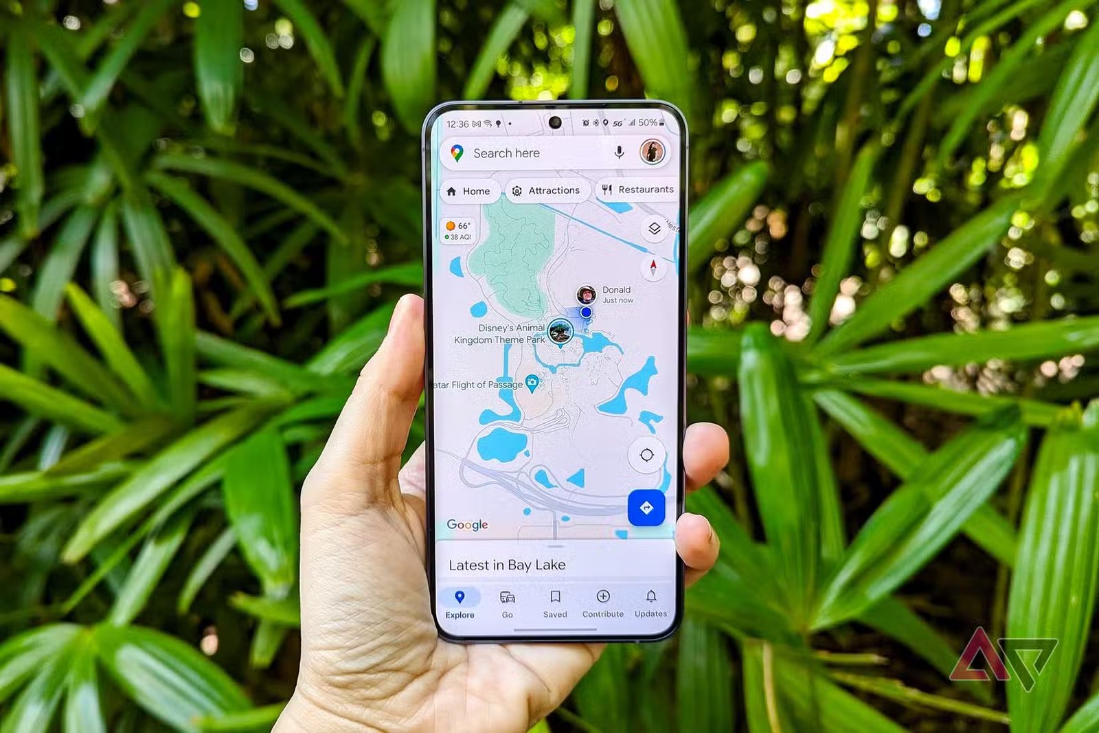 نحن نستخدم Telegram لتنسيق الرحلات البرية لأن خرائط Google تفتقد هذه الميزة الأساسية