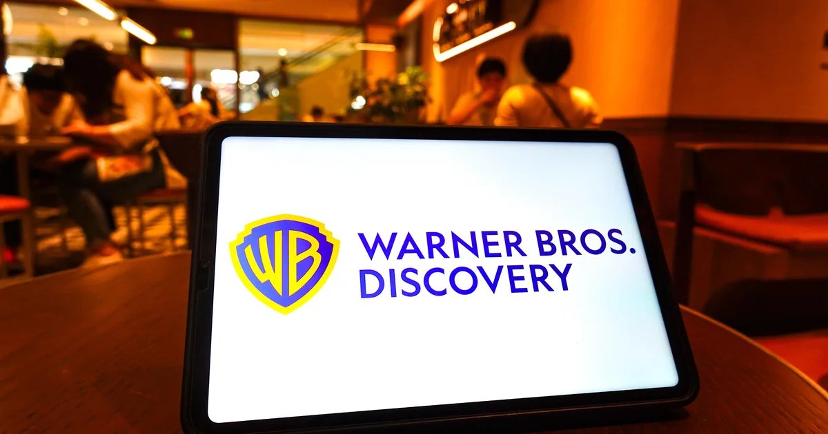 Paramount Skydance makes bid for all of Warner Bros. Discovery valued at 8 billion Paramount Skydance makes bid for all of Warner Bros. Discovery valued at 8 billion