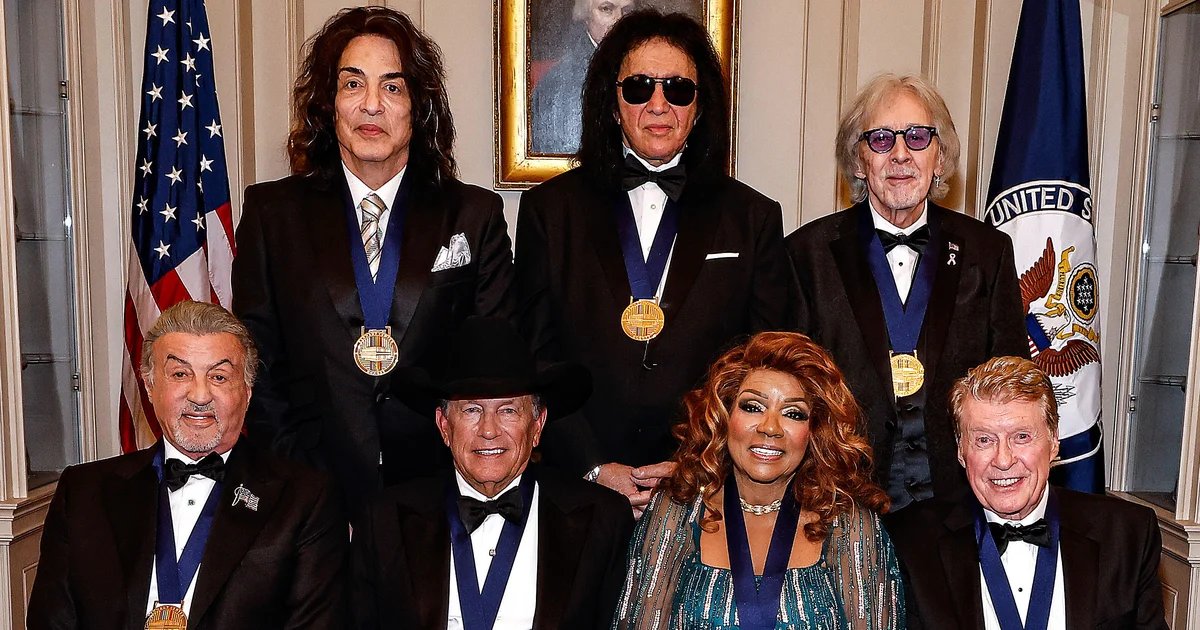How to watch tonights Kennedy Center Honors hosted by Trump on CBS and Paramount+ How to watch tonights Kennedy Center Honors hosted by Trump on CBS and Paramount+