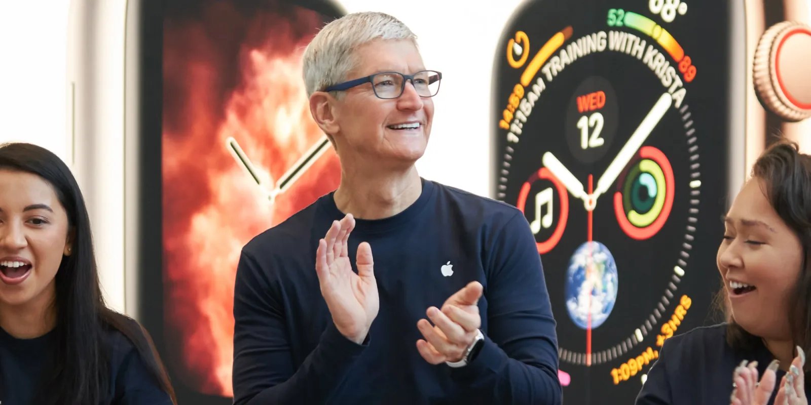 اشترى تيم كوك للتو 50 ألف سهم من أسهم شركة Nike، وقد لاحظ المستثمرون ذلك اشترى تيم كوك للتو 50 ألف سهم من أسهم شركة Nike، وقد لاحظ المستثمرون ذلك
