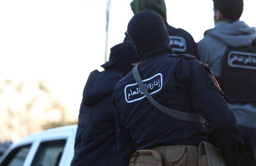 الدفاع السورية القبض على 5 متسللين في ريف طرطوس بعضهم من عناصر النظام السابق