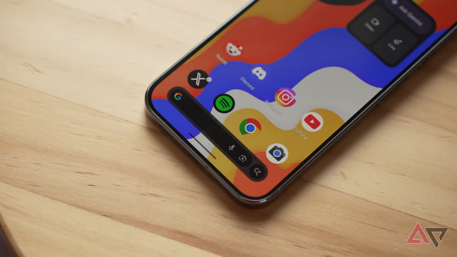 هاتف Android الذي يتحدث عنه الجميع أصبح الآن عند أدنى سعر له خلال العام