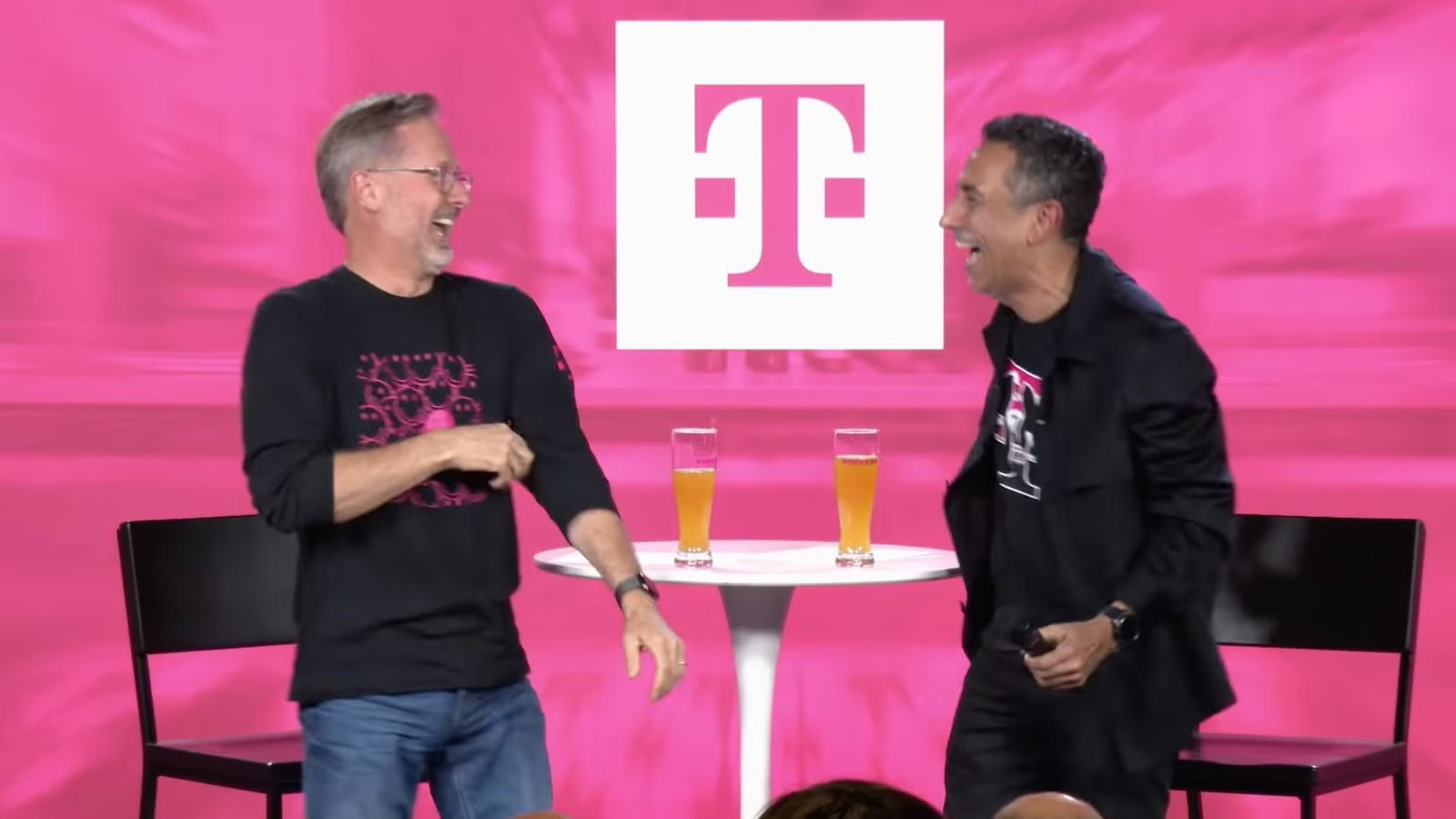 العام الجديد يعني رسومًا جديدة لعملاء T-Mobile