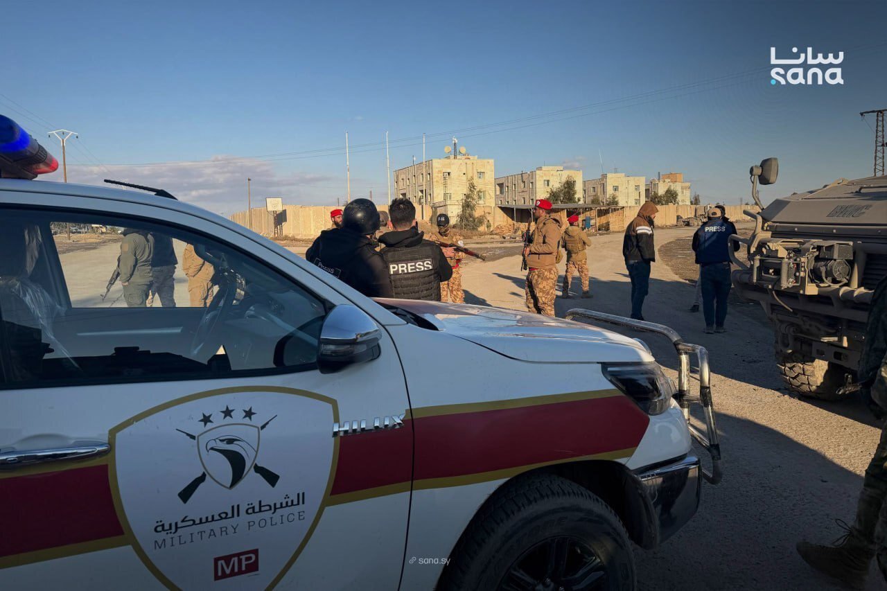سوريا.. تعزيزات أمنية وانتشار للشرطة العسكرية حول سجن الأقطان شمال الرقة سوريا.. تعزيزات أمنية وانتشار للشرطة العسكرية حول سجن الأقطان شمال الرقة