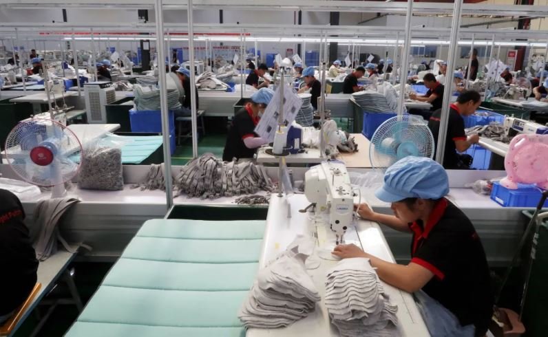 مصانع آسيا تختتم عام 2025 على أسس متينة مع انتعاش الطلبات مصانع آسيا تختتم عام 2025 على أسس متينة مع انتعاش الطلبات