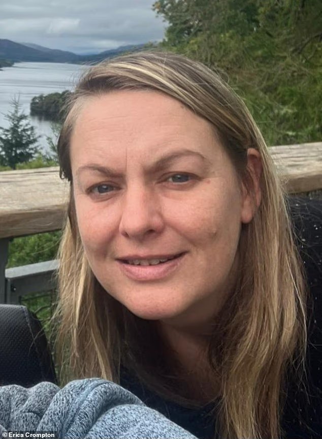 As a 40-a-day smoker, my skin was grey, my lips were wrinkled and my teeth were falling out...but could a £15 necklace really help me quit the habit and restore my looks? ERICA CROMPTON As a 40-a-day smoker, my skin was grey, my lips were wrinkled and my teeth were falling out...but could a £15 necklace really help me quit the habit and restore my looks? ERICA CROMPTON