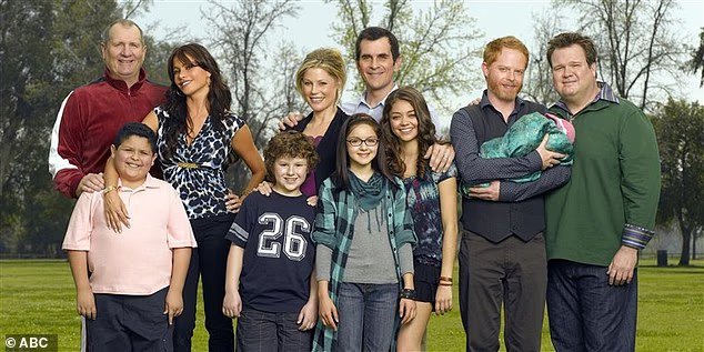 Modern Family star Nolan Gould stuns fans with unrecognizable new look at mini cast reunion Modern Family star Nolan Gould stuns fans with unrecognizable new look at mini cast reunion
