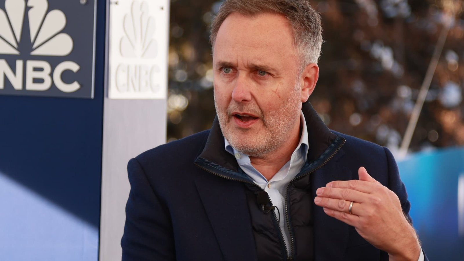 BNY raises profit target, CEO Robin Vince says turnaround taking hold