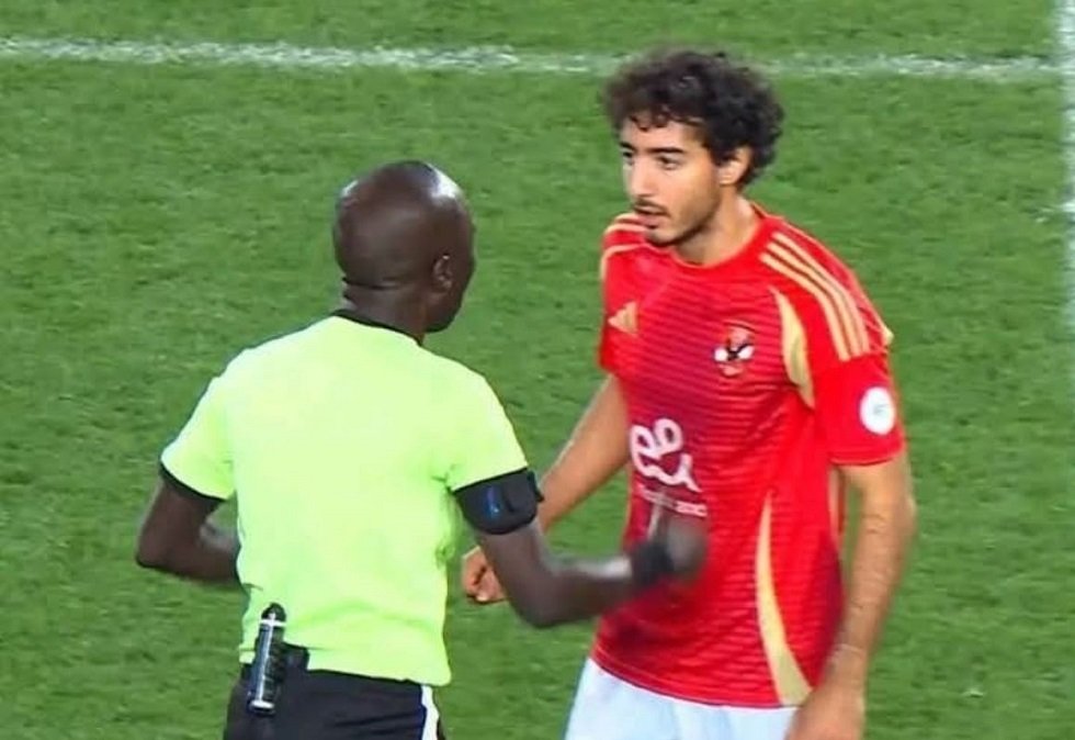 حكم يعترف بارتكابه خطأ فادحا في كأس إفريقيا 2025 حكم يعترف بارتكابه خطأ فادحا في كأس إفريقيا 2025